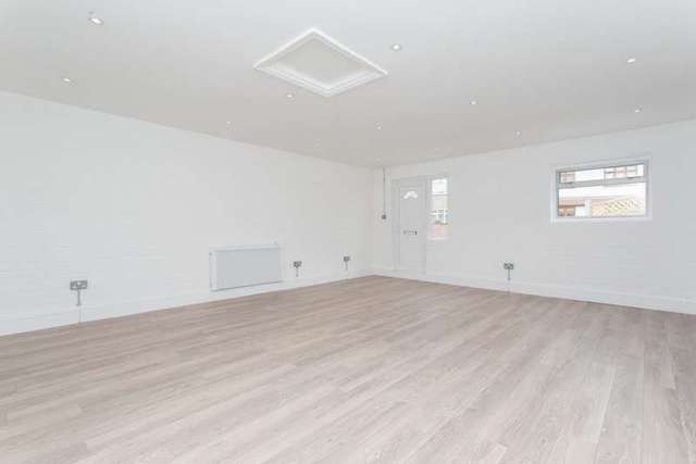  Image of 3 bedroom Bungalow for sale in Eastwood Drive Rainham RM13 at Eastwood Drive  Essex, RM13 9HH