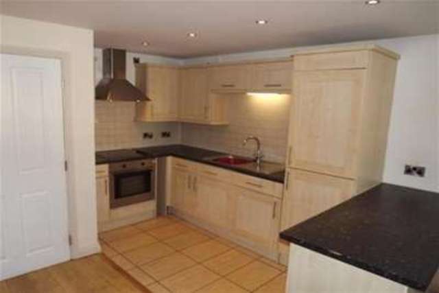  Image of 2 bedroom Flat to rent in Ecclesall Road Sheffield S11 at Sheffield, S11 8PR