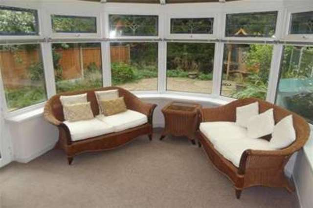  Image of 2 bedroom Semi-Detached house to rent in Ellwood Crescent Nottingham NG8 at Nottingham, NG8 1GD