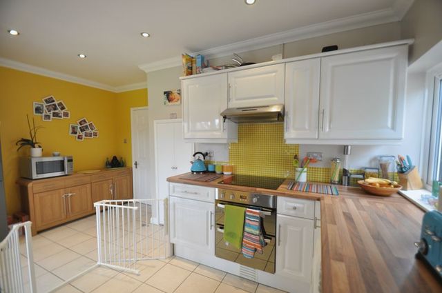  Image of 4 bedroom Detached house for sale in Elms Road Fleet GU51 at Elms Road  Fleet, GU51 3EQ