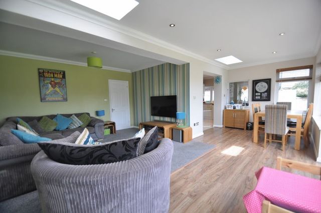  Image of 4 bedroom Detached house for sale in Elms Road Fleet GU51 at Elms Road  Fleet, GU51 3EQ