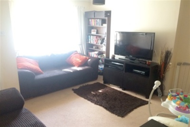  Image of 3 bedroom Mews to rent in Emery Close Altrincham WA14 at Altrincham, WA14 1NJ