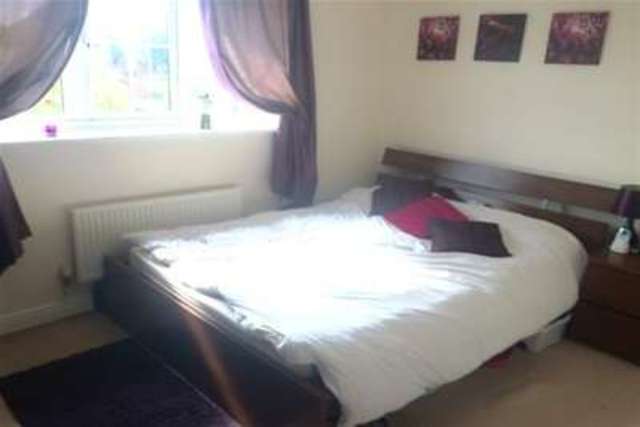 Image of 3 bedroom Mews to rent in Emery Close Altrincham WA14 at Altrincham, WA14 1NJ