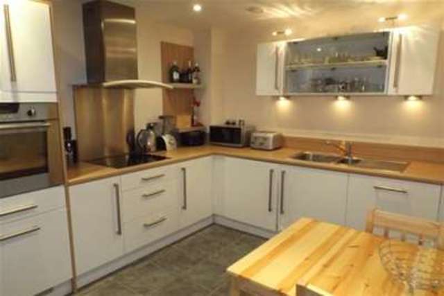  Image of 1 bedroom Flat to rent in Ezel Court Heol Glan Rheidol Cardiff CF10 at Cardiff, CF10 5NS