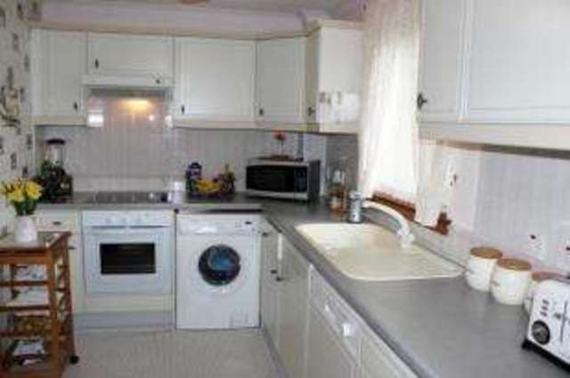  Image of 1 bedroom Flat for sale in Fairlieburne Gardens Fairlie Largs KA29 at Fairlie Largs Fairlie, KA29 0ER