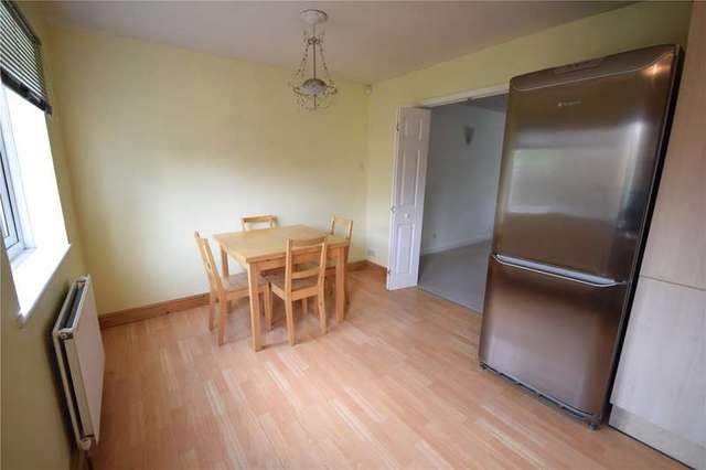  Image of 3 bedroom Semi-Detached house to rent in Faygate Way Lower Earley Reading RG6 at Lower Earley Reading Shinfield, RG6 4DA