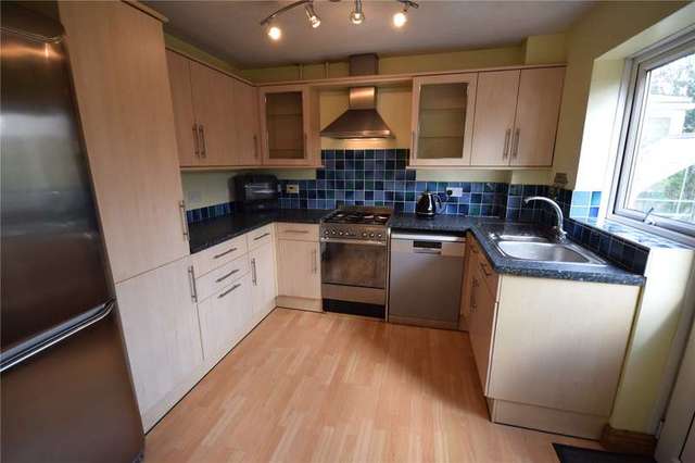  Image of 3 bedroom Semi-Detached house to rent in Faygate Way Lower Earley Reading RG6 at Lower Earley Reading Shinfield, RG6 4DA