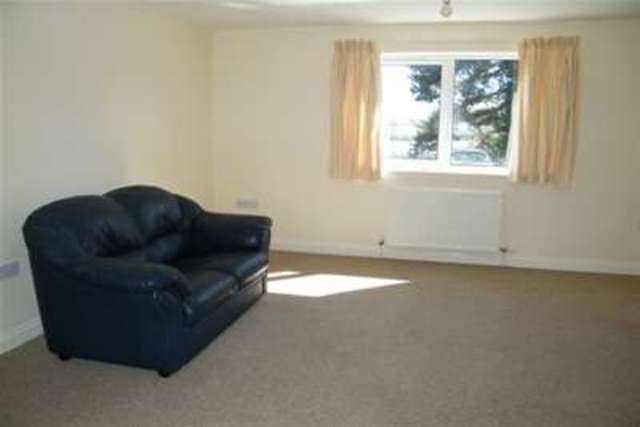  Image of 3 bedroom Detached house to rent in Federation Road Plymouth PL3 at Plymouth, PL3 6BR