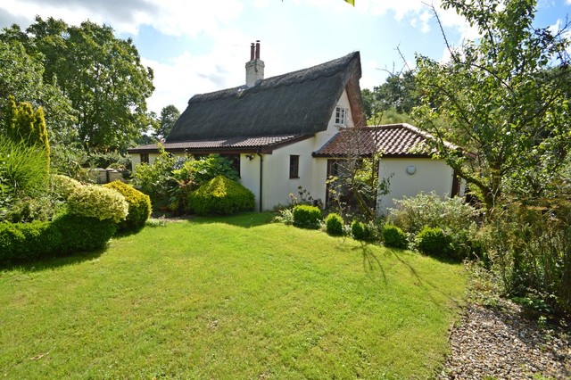  Image of 4 bedroom Cottage for sale in Fen Road Blo Norton Diss IP22 at Fen Road Blo Norton Diss, IP22 2JH