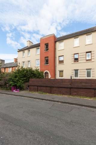  Image of 3 bedroom Flat for sale in Ferry Road Place Edinburgh EH4 at Edinburgh, EH4 4AX