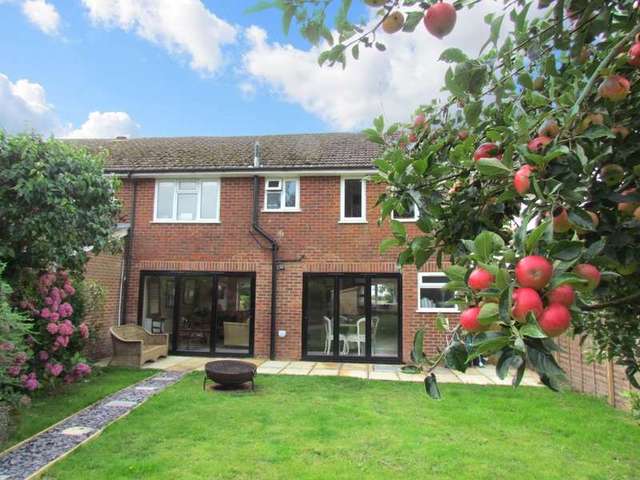  Image of 5 bedroom Semi-Detached house for sale in Behoes Lane Woodcote Reading RG8 at Behoes Lane Woodcote Reading, RG8 0PP
