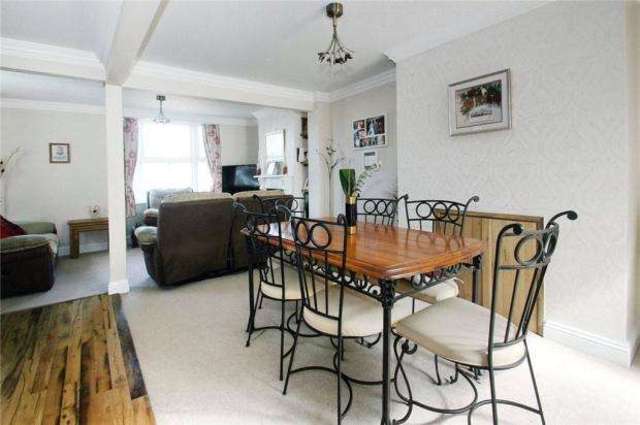  Image of 2 bedroom End of Terrace to rent in Field Place Littlehampton BN17 at Littlehampton Littlehampton, BN17 6ET