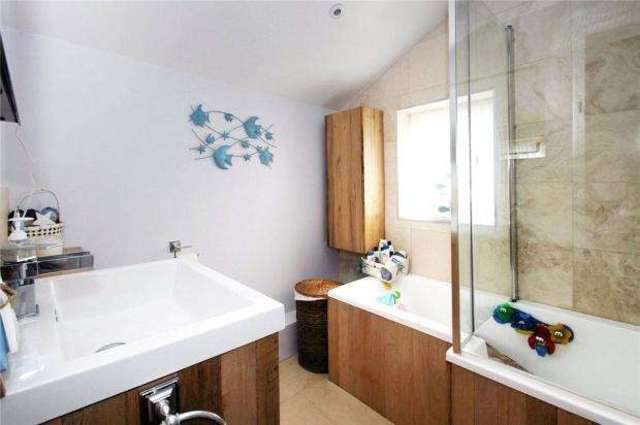  Image of 2 bedroom End of Terrace to rent in Field Place Littlehampton BN17 at Littlehampton Littlehampton, BN17 6ET