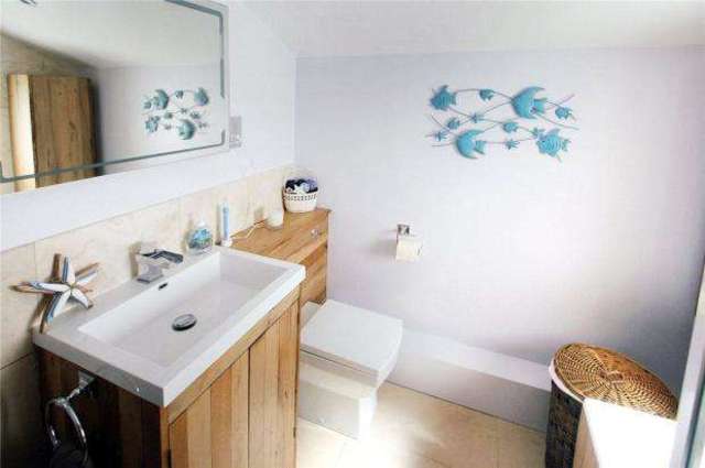  Image of 2 bedroom End of Terrace to rent in Field Place Littlehampton BN17 at Littlehampton Littlehampton, BN17 6ET