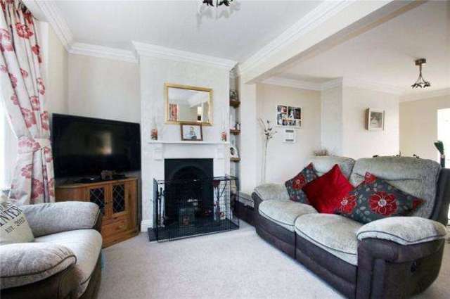  Image of 2 bedroom End of Terrace to rent in Field Place Littlehampton BN17 at Littlehampton Littlehampton, BN17 6ET