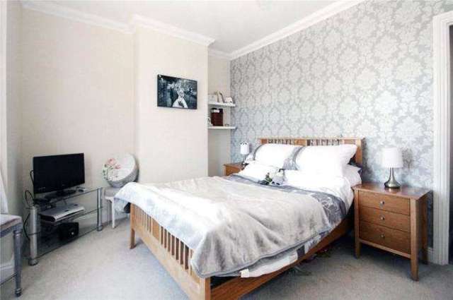  Image of 2 bedroom End of Terrace to rent in Field Place Littlehampton BN17 at Littlehampton Littlehampton, BN17 6ET