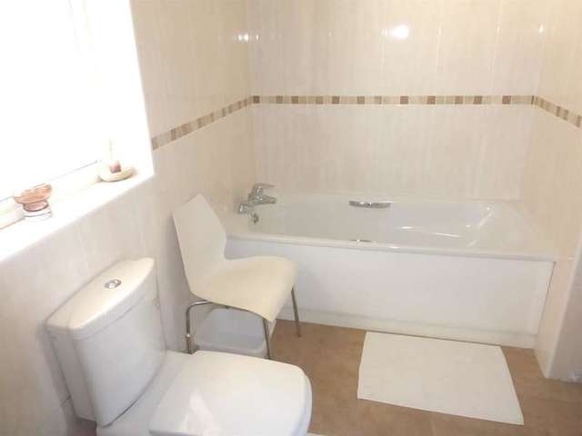  Image of 3 bedroom Detached house for sale in Fitzhamon Road Porthcawl CF36 at Porthcawl  Porthcawl, CF36 3JB