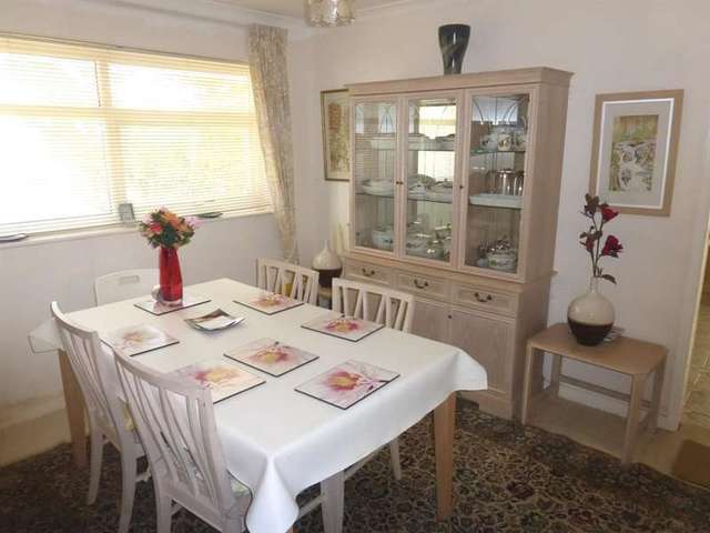  Image of 3 bedroom Detached house for sale in Fitzhamon Road Porthcawl CF36 at Porthcawl  Porthcawl, CF36 3JB
