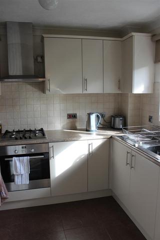  Image of 2 bedroom Apartment to rent in Fleetwood Close Croydon CR0 at Fleetwood Close  CROYDON, CR0 5HD