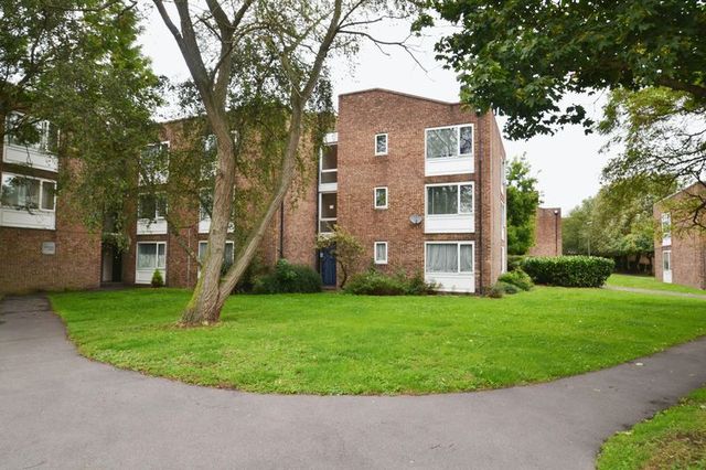  Image of 1 bedroom Flat for sale in Douglas Road Stanwell Staines TW19 at Douglas Road Stanwell Staines-Upon-Thames, TW19 7JN