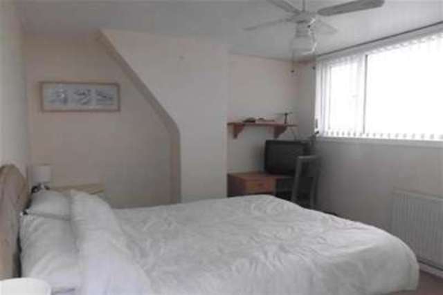  Image of 4 bedroom Semi-Detached house to rent in Foryd Road Kinmel Bay Rhyl LL18 at Rhyl, LL18 5LU
