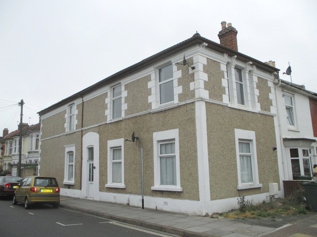  Image of 4 bedroom End of Terrace for sale in Francis Avenue Southsea PO4 at Francis Avenue  Southsea, PO4 0HP