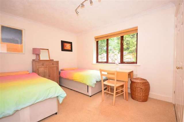  Image of 6 bedroom Detached house for sale in Friar Close Brighton BN1 at Brighton East Sussex Brighton, BN1 6NR
