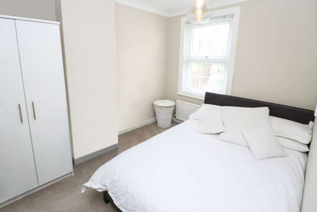  Image of 2 bedroom Terraced house for sale in Frogmore Street Tring HP23 at Frogmore Street  Tring, HP23 5AU