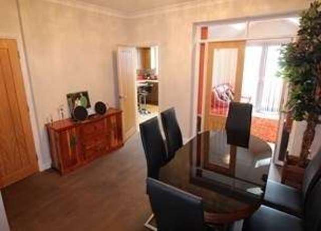  Image of 3 bedroom Semi-Detached house for sale in Gallants Farm Road East Barnet Barnet EN4 at Gallants Farm Road East Barnet Barnet, EN4 8ET