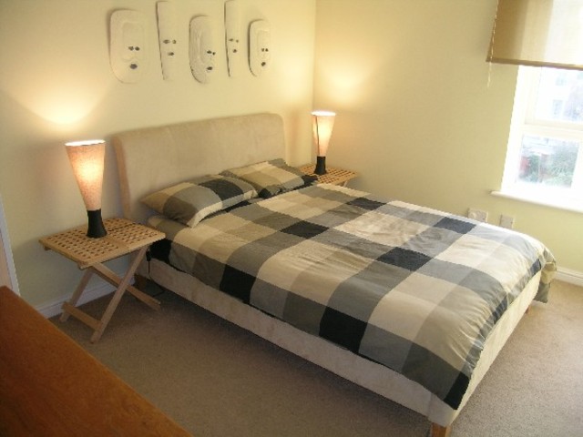  Image of 2 bedroom Flat to rent in Stewart Street London E14 at Docklands, E14 3EX