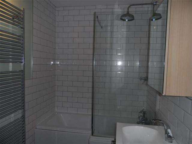  Image of 2 bedroom Apartment to rent in Garden Street North Halifax HX3 at Northowram, HX3 6BP