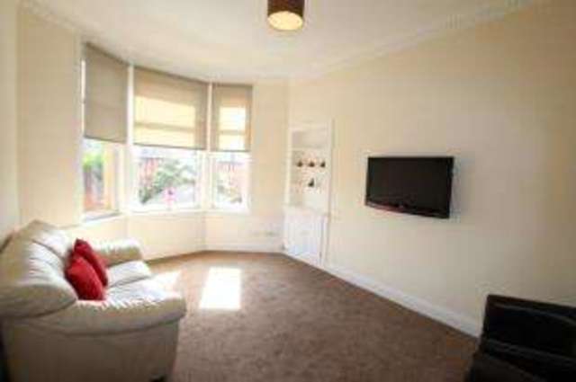  Image of 1 bedroom Flat for sale in Garry Street Glasgow G44 at Cathcart Glasgow Pollokshaws, G44 4AY