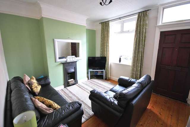  Image of 2 bedroom Terraced house to rent in Glanvor Road Stockport SK3 at Stockport Cheadle, SK3 9PF