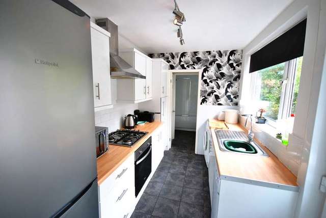  Image of 2 bedroom Terraced house to rent in Glanvor Road Stockport SK3 at Stockport Cheadle, SK3 9PF