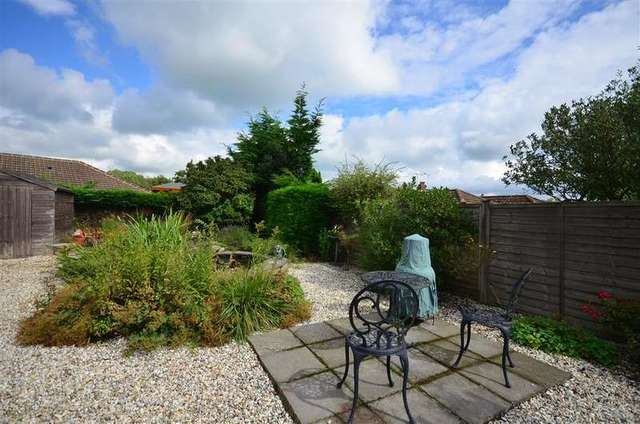  Image of 3 bedroom Bungalow for sale in Glenwood Close St. Michaels Tenterden TN30 at St Michaels Tenterden Tenterden, TN30 6PN