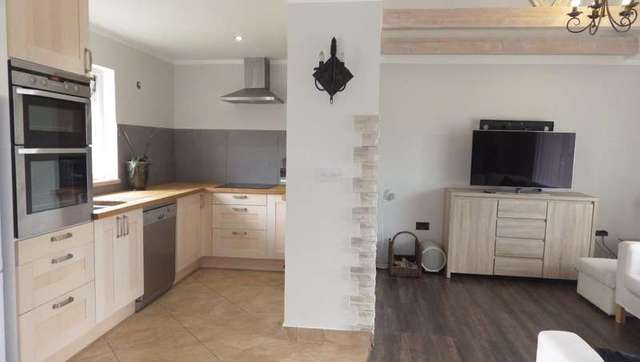  Image of 4 bedroom Bungalow for sale in Golden Farm Road Cirencester GL7 at Golden Farm Road  Cirencester, GL7 1DF