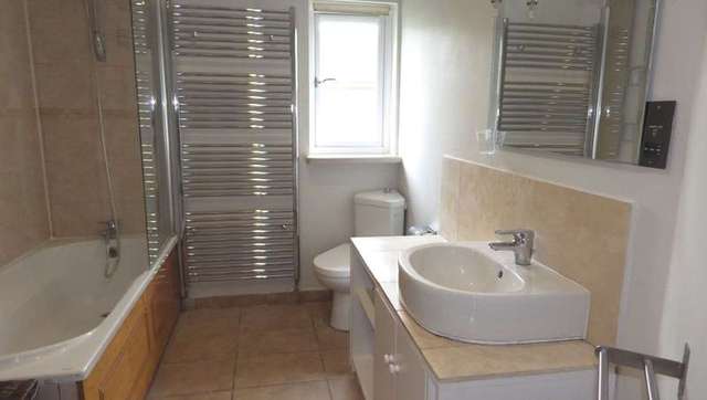  Image of 4 bedroom Bungalow for sale in Golden Farm Road Cirencester GL7 at Golden Farm Road  Cirencester, GL7 1DF