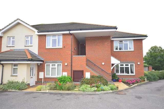  Image of 1 bedroom Flat for sale in Guardian Court Rainham Gillingham ME8 at Rainham Gillingham Gillingham, ME8 7HP