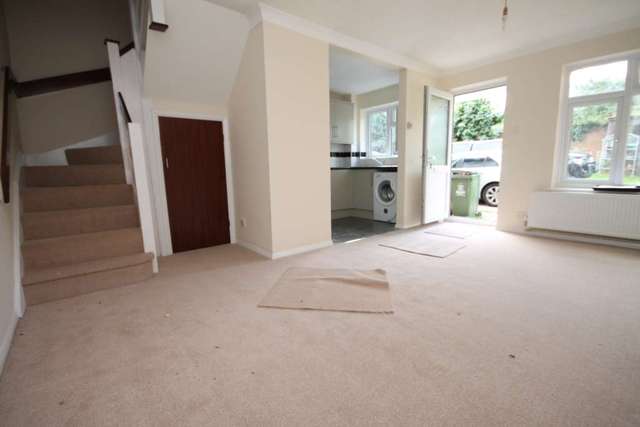  Image of 2 bedroom Detached house to rent in Guild Road Erith DA8 at Guild Road  Erith, DA8 2PS