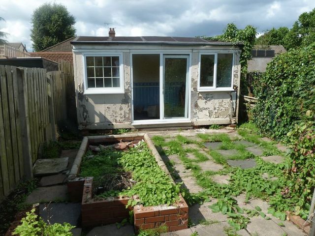  Image of 3 bedroom Semi-Detached house to rent in Hales Lane Bearwood Smethwick B67 at Hales Lane  Smethwick, B67 6QL