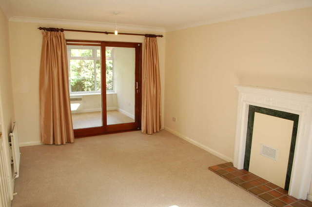  Image of 4 bedroom Detached house for sale in Partridge Road Hampton TW12 at Partridge Road  Hampton, TW12 3SB