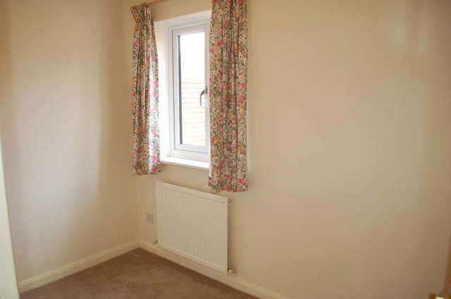 Image of 4 bedroom Detached house for sale in Partridge Road Hampton TW12 at Partridge Road  Hampton, TW12 3SB