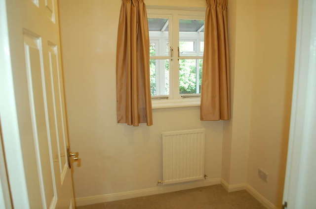  Image of 4 bedroom Detached house for sale in Partridge Road Hampton TW12 at Partridge Road  Hampton, TW12 3SB