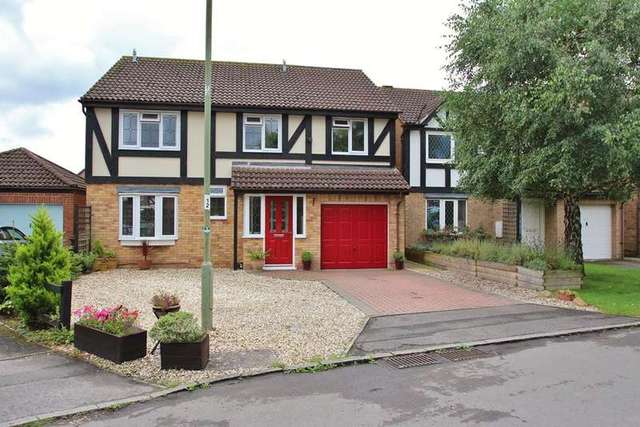  Image of 5 bedroom Detached house for sale in Hanson Road Abingdon OX14 at Abingdon, OX14 1YL