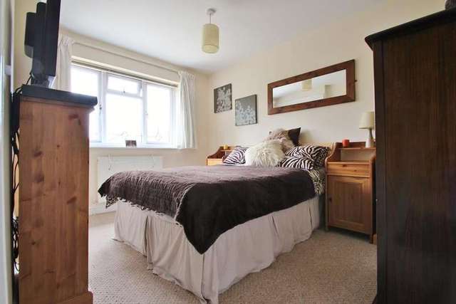  Image of 5 bedroom Detached house for sale in Hanson Road Abingdon OX14 at Abingdon, OX14 1YL