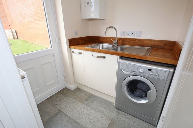  Image of 4 bedroom Detached house for sale in Hart Drive Measham Swadlincote DE12 at Hart Drive  Measham, DE12 7PH