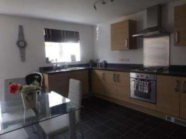  Image of 4 bedroom Detached house for sale in Lamb Walk Havant PO9 at Havant Hampshire Bedhampton, PO9 4BW