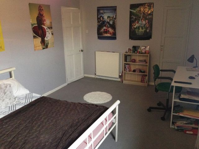  Image of 2 bedroom Semi-Detached house for sale in Hawthornhill Road Dumbarton G82 at Hawthornhill Road  Dumbarton, G82 5JE