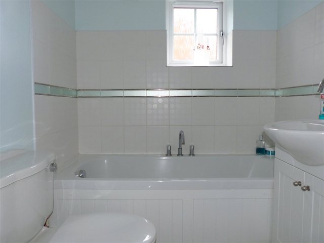  Image of 3 bedroom Detached house for sale in Hebbecastle Down Warfield Bracknell RG42 at Warfield Newell Green, RG42 2QF