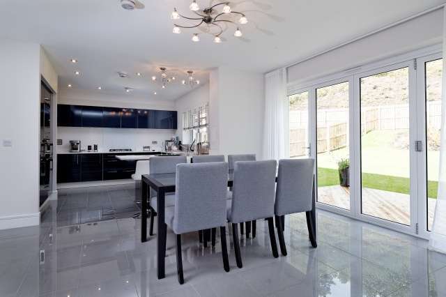  Image of 5 bedroom Detached Villa for sale in Helenslee Road Dumbarton G82 at Dumbarton, G82 4BS
